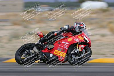 media/Jan-14-2023-SoCal Trackdays (Sat) [[497694156f]]/Turn 4 Set 2 (1030am)/